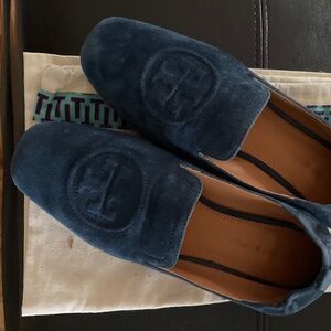 Navy Blue Tory Burch Loafers - size 7.5